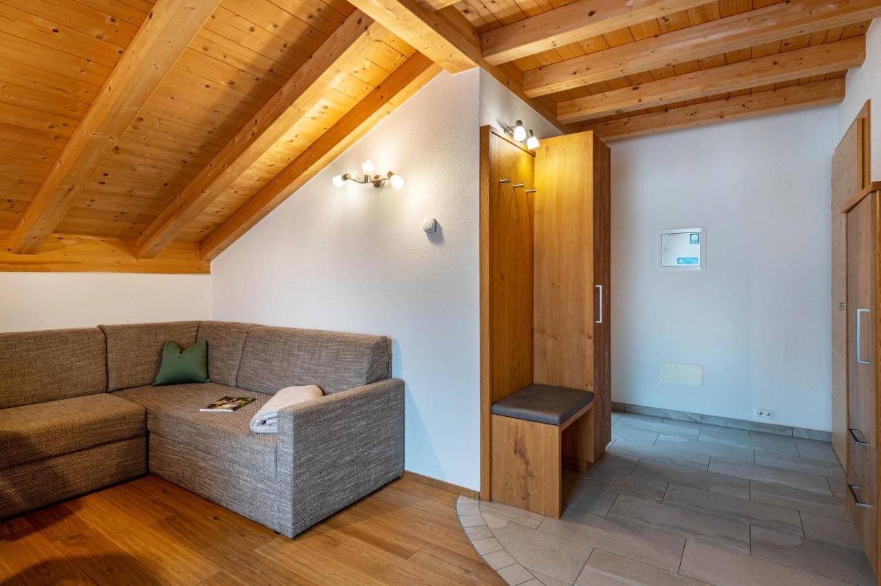 Feldererhof Apt Almenblick Santa Maddalena in Casies Exteriör bild