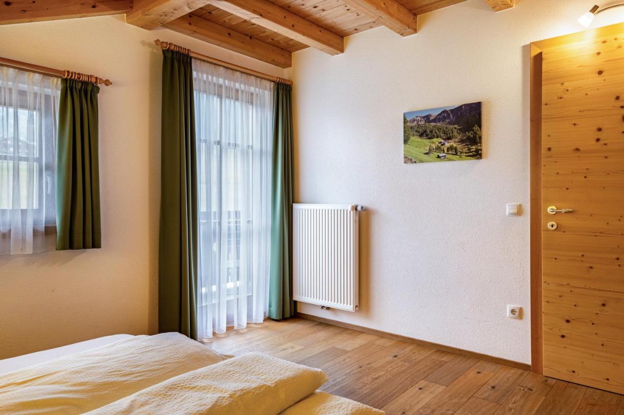 Feldererhof Apt Almenblick Santa Maddalena in Casies Exteriör bild